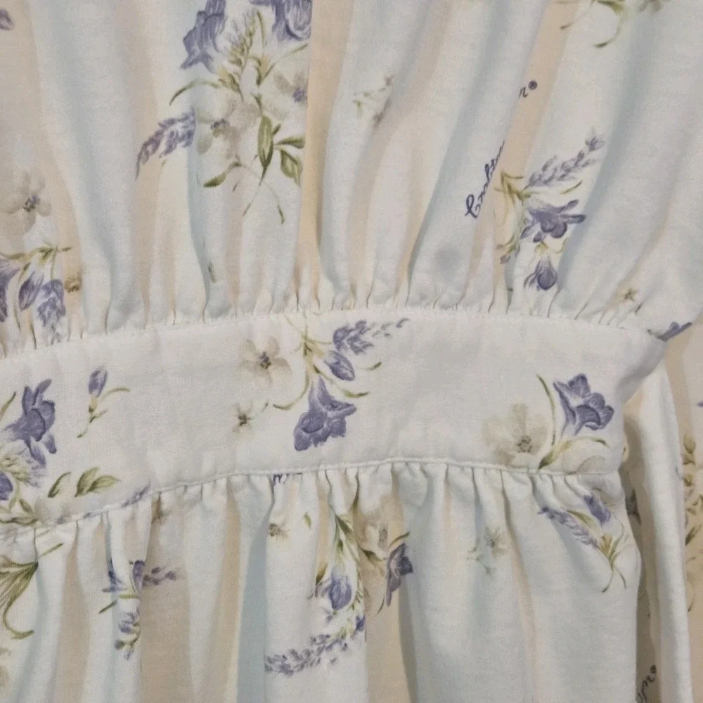 Vintage 1990s Crabtree & Evelyn Freesia Botanical Floral Cotton Robe  Sz S